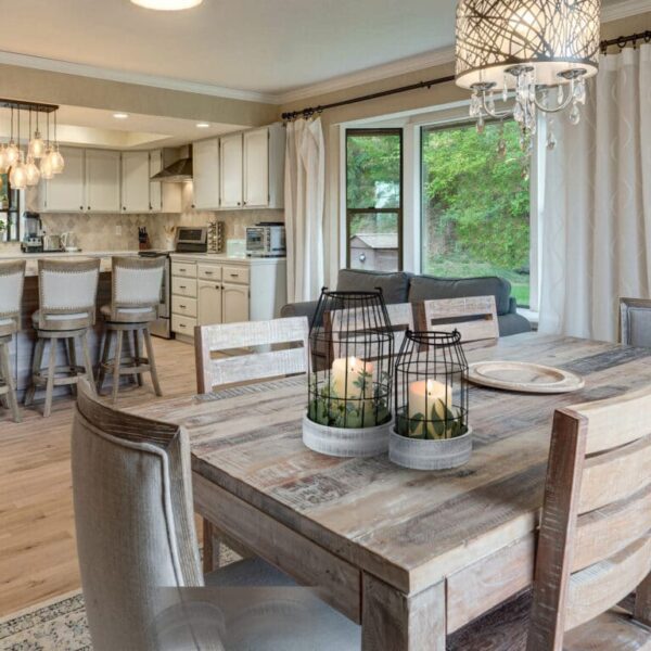 Rustic Farmhouse Lantern Decor